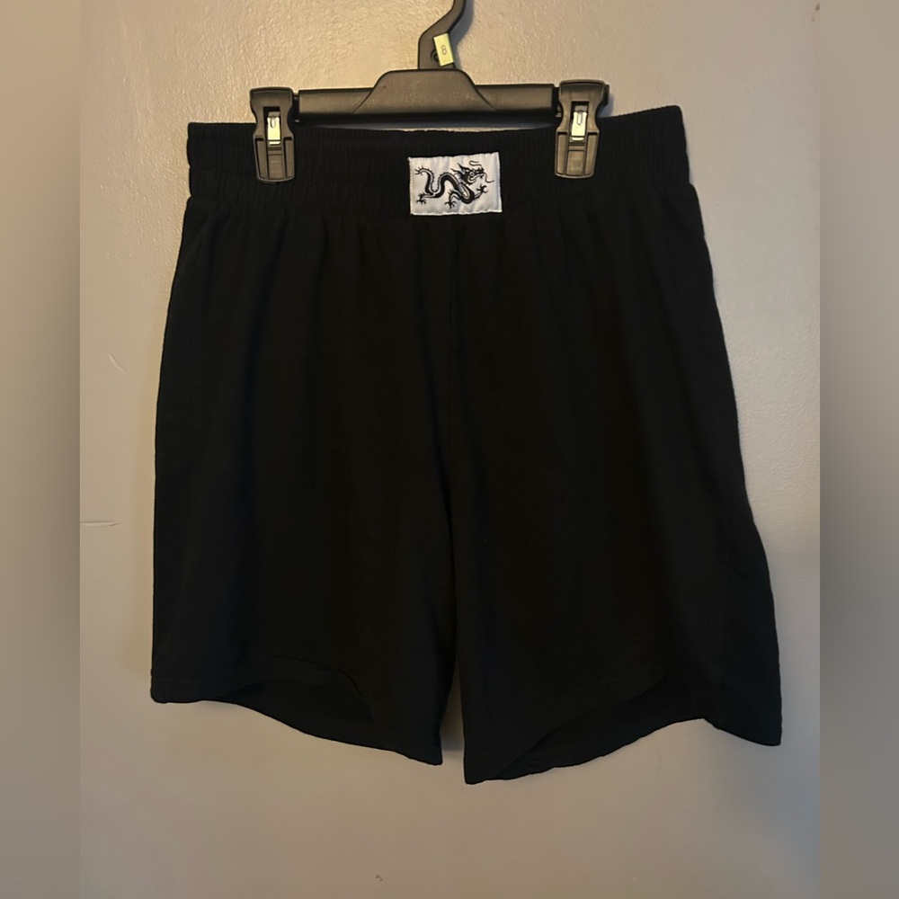 Rue 21 shorts - black pull on sweatshorts w/dragon patch loungewear casual